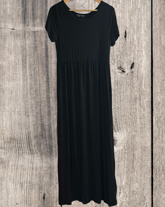 Shop Basic USA Short Sleeve Empire Waist Maxi Dress With Pockets